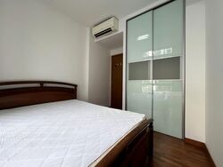 The Lakeshore (D22), Condominium #584423191